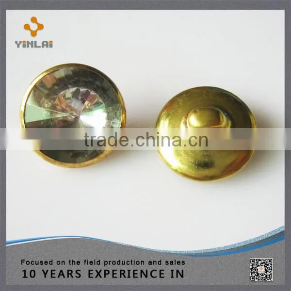 Wholesale custom-made fashion clothing buttons from China