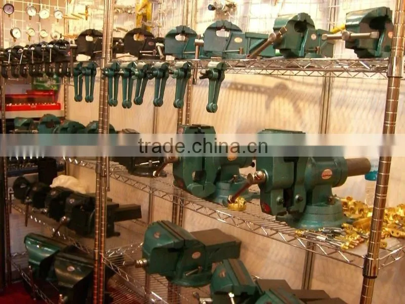 83 Series 4"stationary with anvil Bench Vise(Heavy Duty)