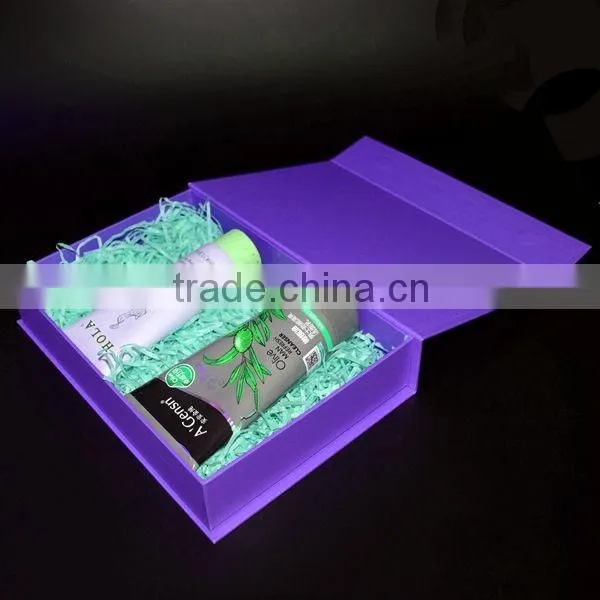 Fashion rigid bespoke paper packaging boxes company for Skin Care