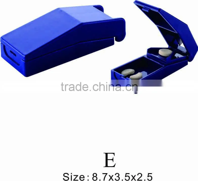 Plastic pill crusher