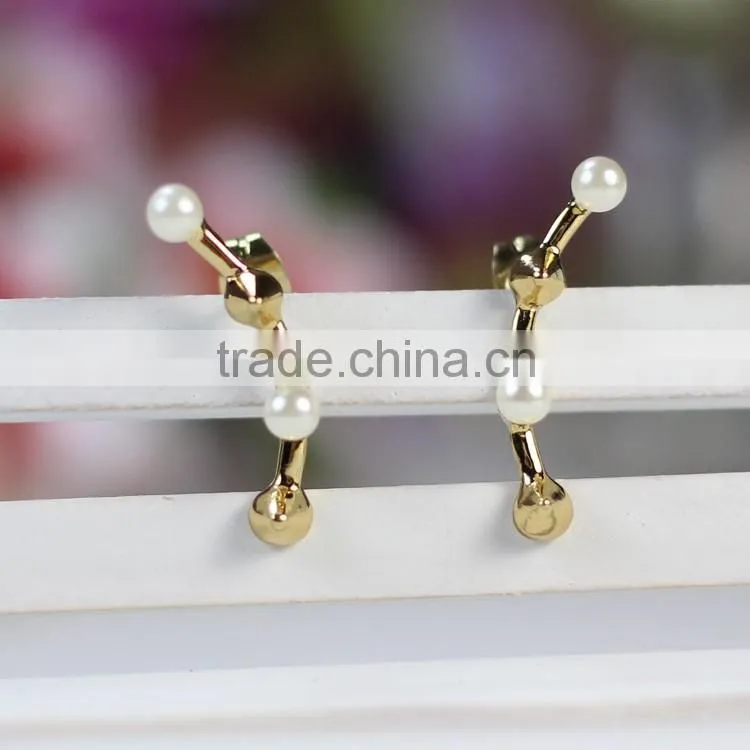 Kingman fashion 18K gold puddles big fake pearl earring