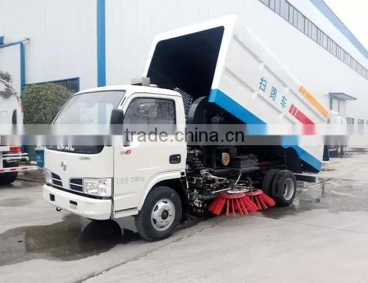 High performance Dongfeng 4x2 4cbm road sweeping truck