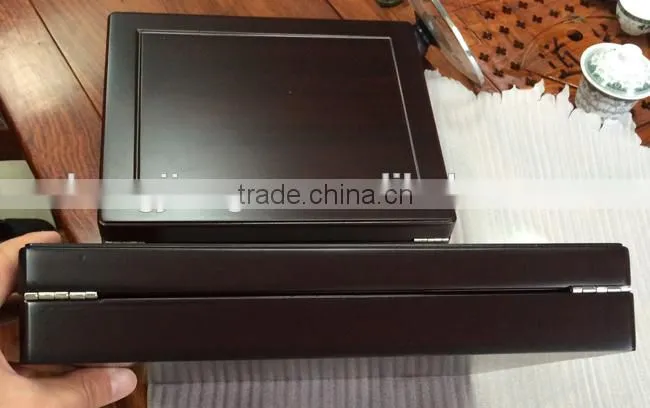 Wood Coin Presentation Cases and Display Boxes