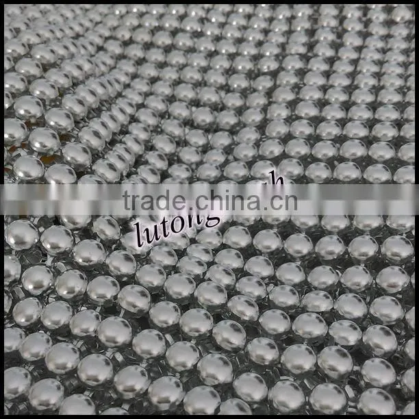 Metal sequin cloth for room divider