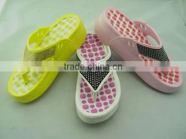 Popular and cheap ladies' EVA garden slippers