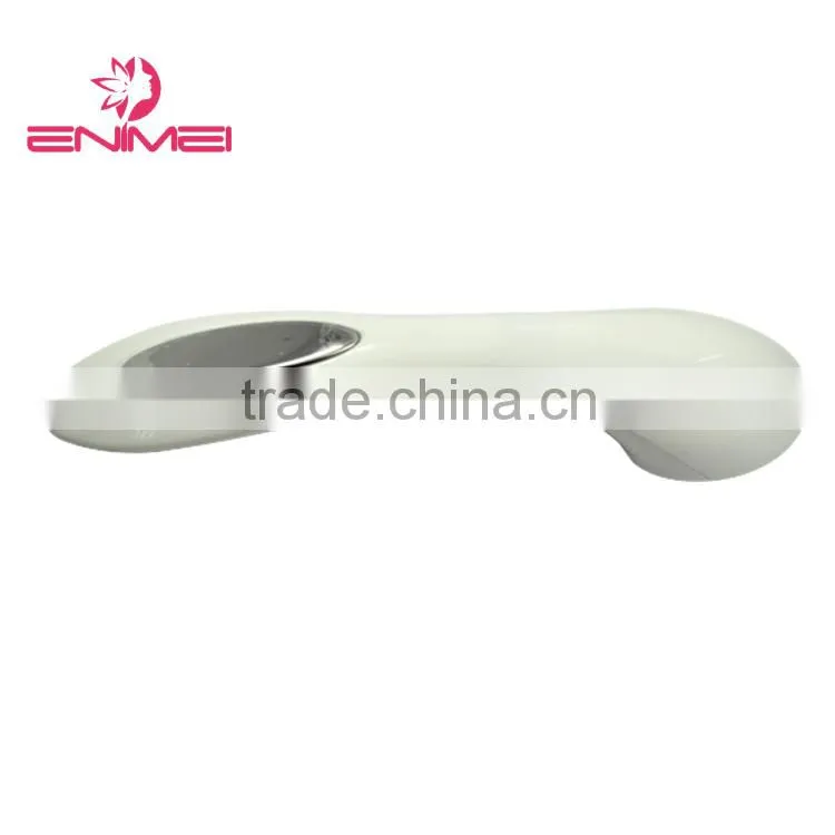 Skin care instrument iontophoresis device, iontophoresis machine