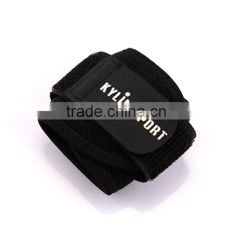 Wrap-around Black Neoprene Sports Wrist Support Band Protector Guard Brace Pad