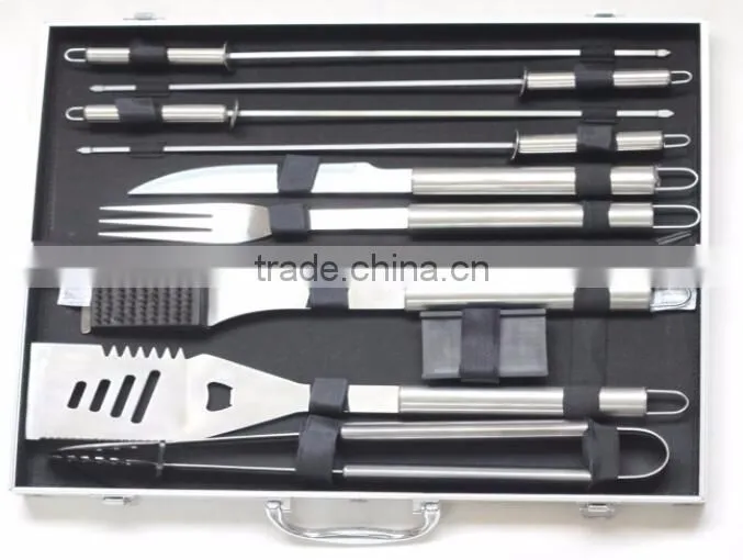 Wholesale stainless steel barbecue tool set with case