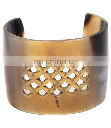 Fashion brass bangle