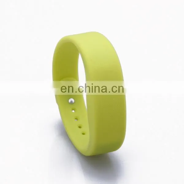 elegant silicone gps tracking wristband