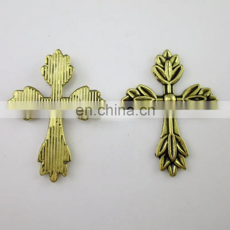 Religious Antique Gold Metal Medal Leaf Cross