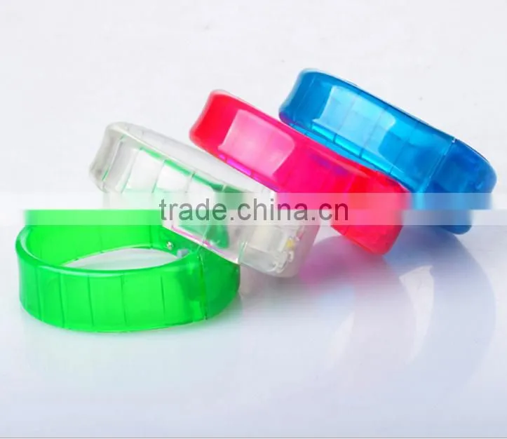 2016 Music Activated Sound Control Led Flashing Bracelet Light Up Bangle Wristband Night Club Activity Party Bar Disco Cheer