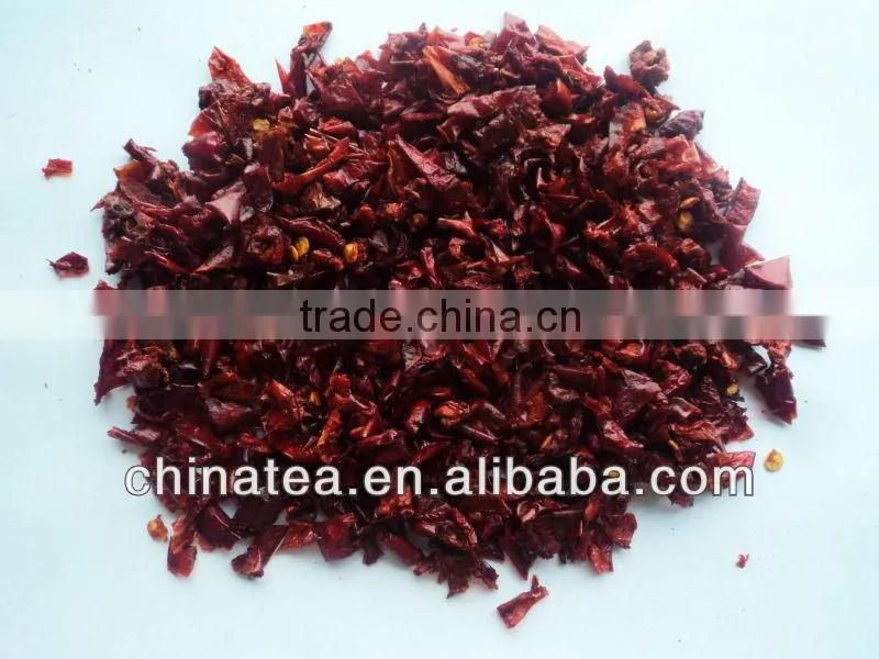 Dried red bell pepper granules