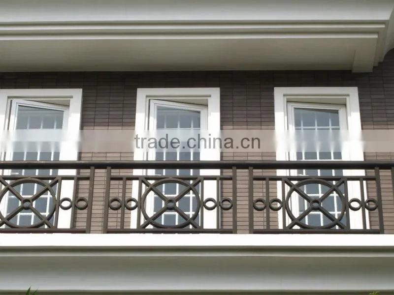 2014 Top-selling rod iron pvc coated garden fencing