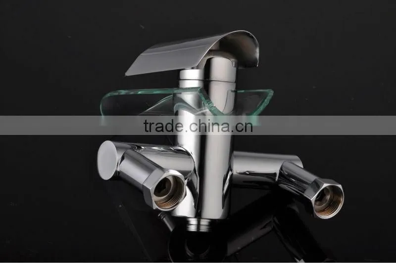 In-wall Glass Spout Bath Shower FaucetQH0814W