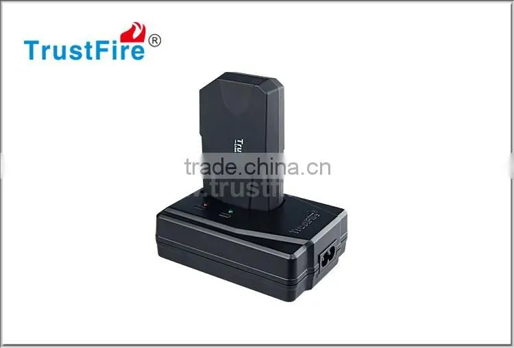 2016 newest Trustfire BP01 battery pack , 6200mah rechargeable battery pack with intelligent battery charger