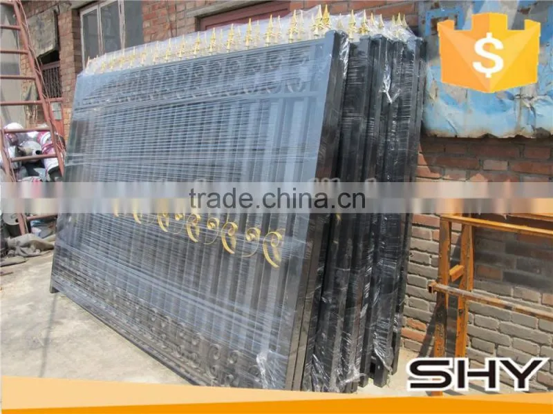 Simple morden metal fence / wrought iron fence