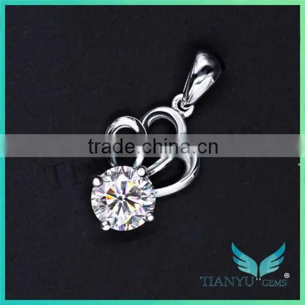 24K Gold 1 Carat White Round Billiant Cut Moissanite Diamond Pendants Charms for Necklaces