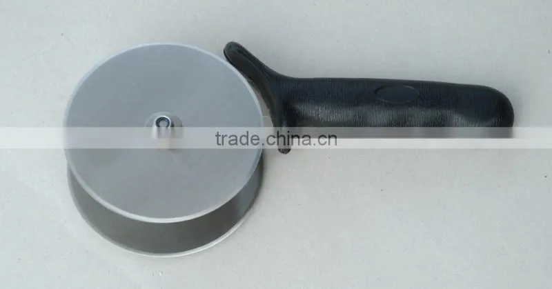 4 inch 2.5 inch pizza wheel cutters professional