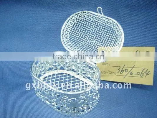 Egg shaped silver wire gift venetian jewelry box