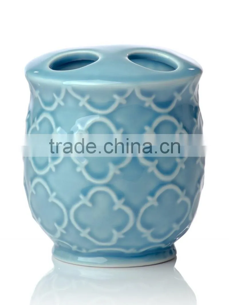 Designer 4-Piece Ceramic Bath Accessory Set by Beatrot