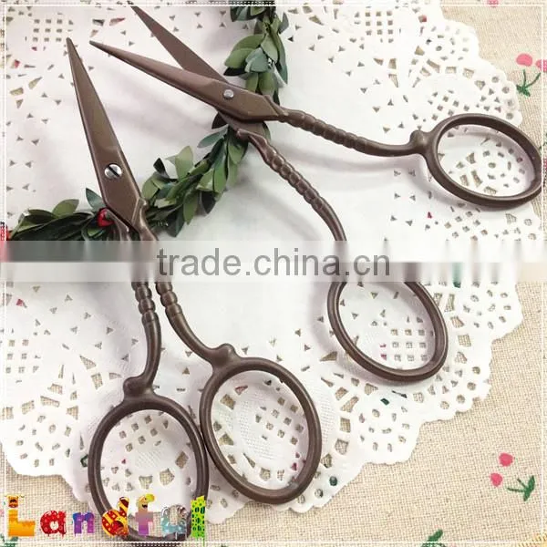 Zakka Bronze Sewing Crochet Project Craft Vintage Scissors