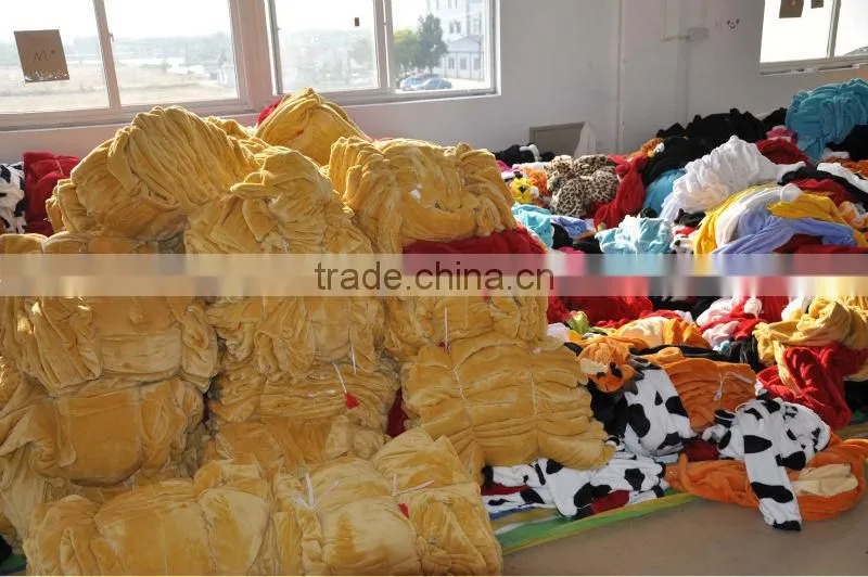 wholesale good quality unisex flannel adult animal suite