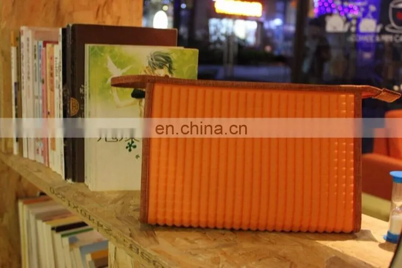 Alibaba China factory low-priced beautiful silicone makeup bag