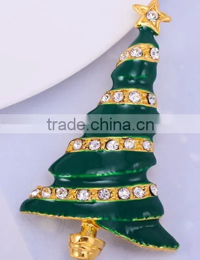 Vintage High Christmas Tree With Clear Rhinestone Snow Brooch