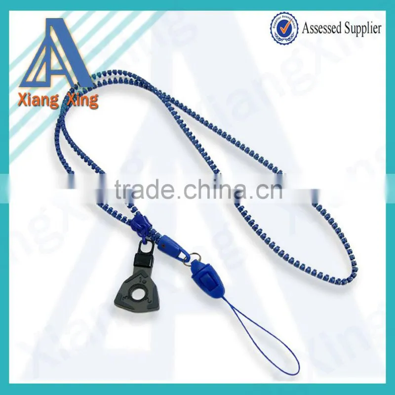 Customized logo cheap plastic diy promotional zipper lanyard