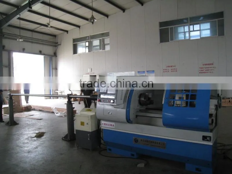 CK6136A CNC Machine Price List alimentador de la barra torno cnc