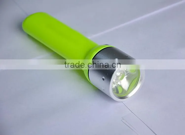 RoHS Durable Rechargeable new led flashlight 2014