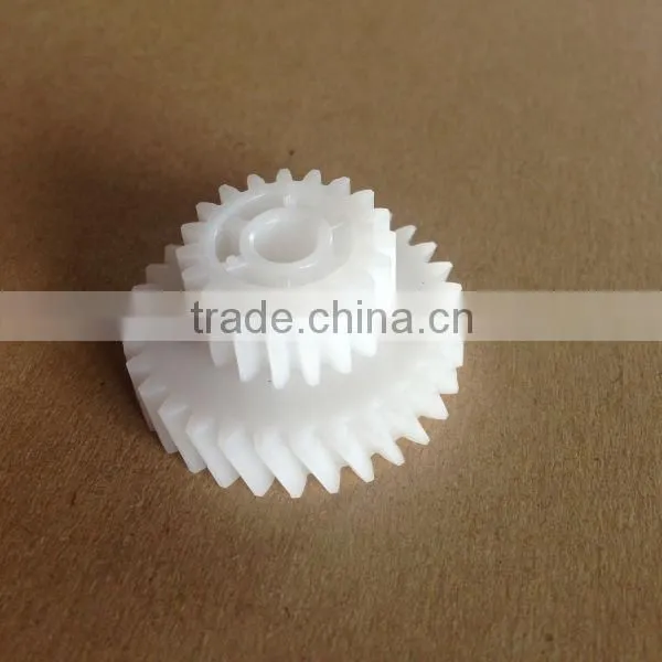 Small plastic Gear (19T/31T) RC1-4753-000 for HP4700