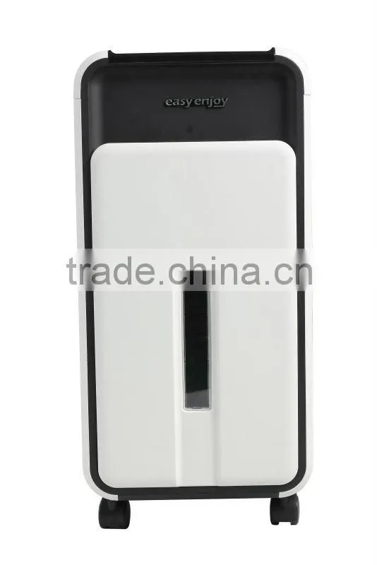 Office equipment confetti cut paper shredder