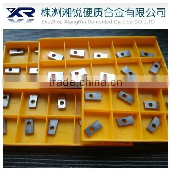 tungsten carbide cutting bit