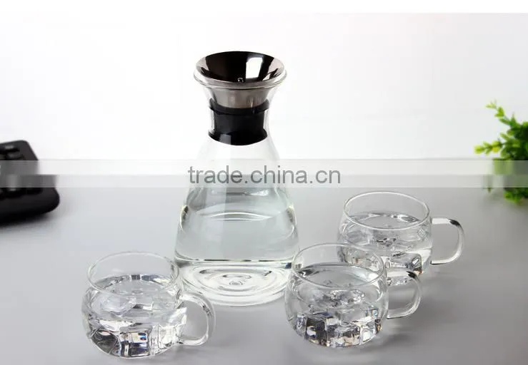 Glass Water Carafe with Stainless Steel Lid, Glass Iced Tea Pitcher with glass set