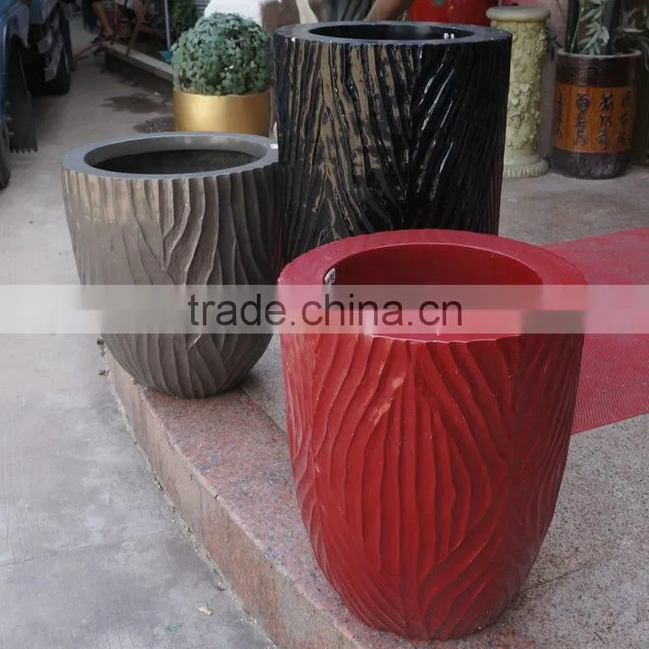 Large round planter pot