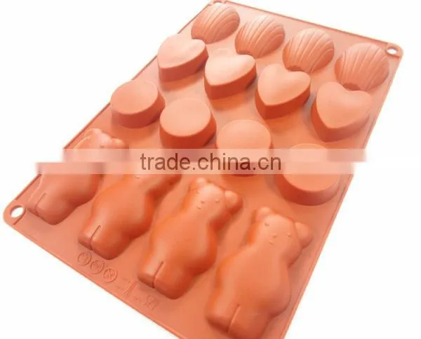 Cheapest silicone rubber 6 cups snowman christmas silicone cake molds,