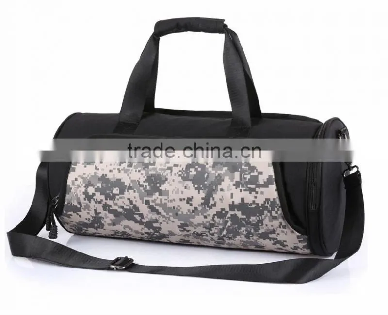 Fashion camo fabric sport gym bag with compartment