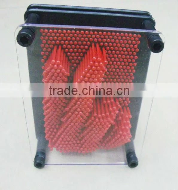 High quality PLASTIC PIN ART TOY