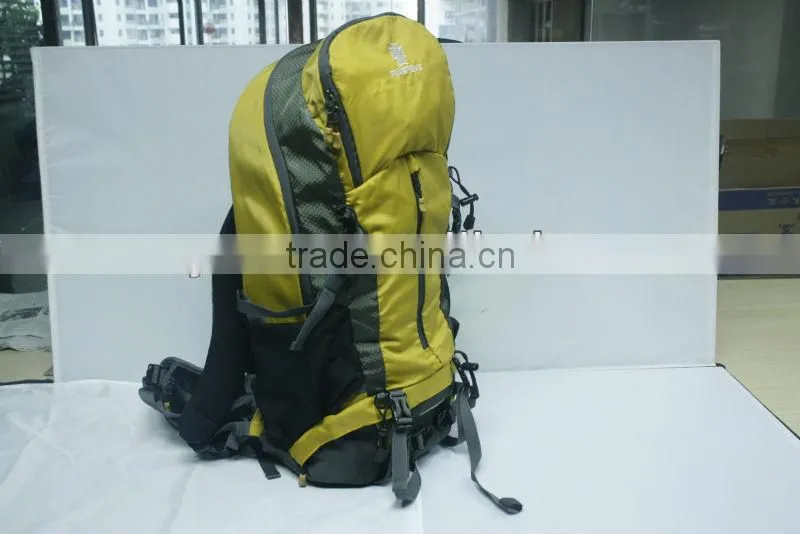 2014 colorful durable travel mountain bag