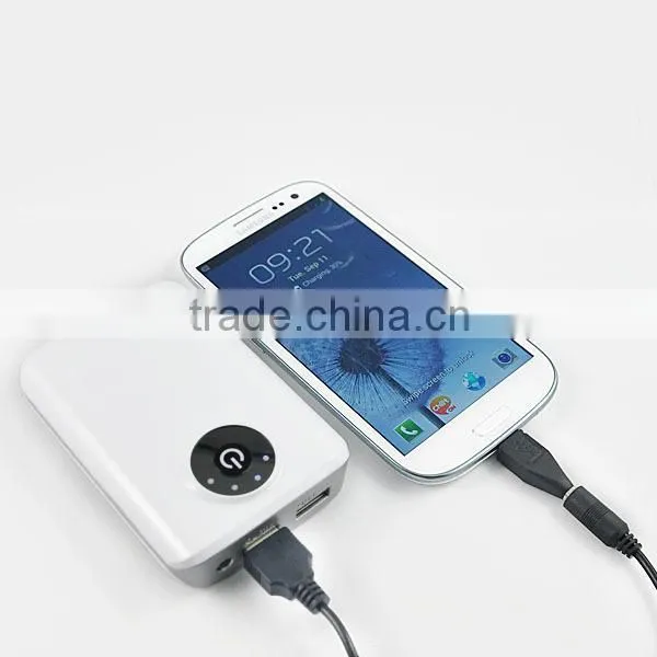 New product Promotional 8000mah solar power bank for smartphone