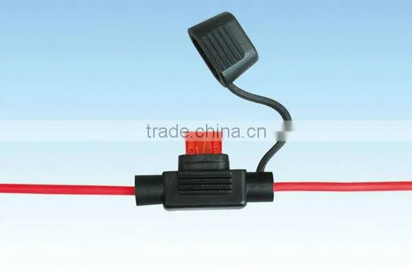 injection type fuse holder with lamp