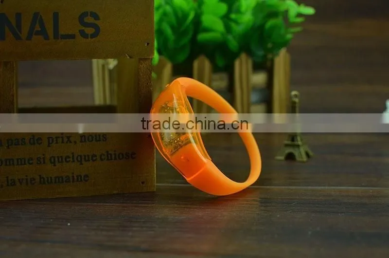 2016 Customized Stylish Cheering Colorful Flashing Bracelet With LED, Cheap Sticker Logo LED Colorful Flashing Bracelet For Prom