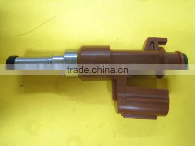 Popular original quality fuel injector for Toyota Land Cruiser Lexus Sequoia OEM 23209-39165
