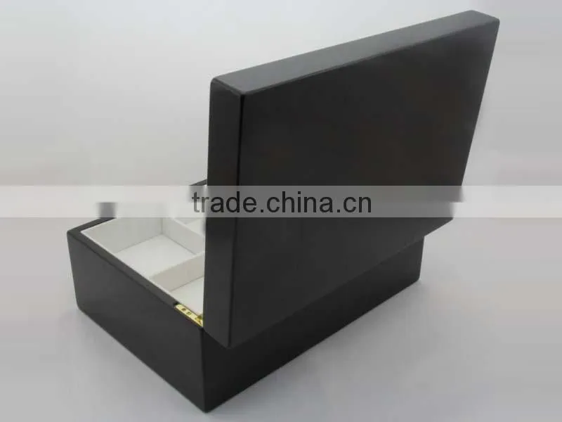 Customized Handmade black wooden jewelry box with compartment and hooks