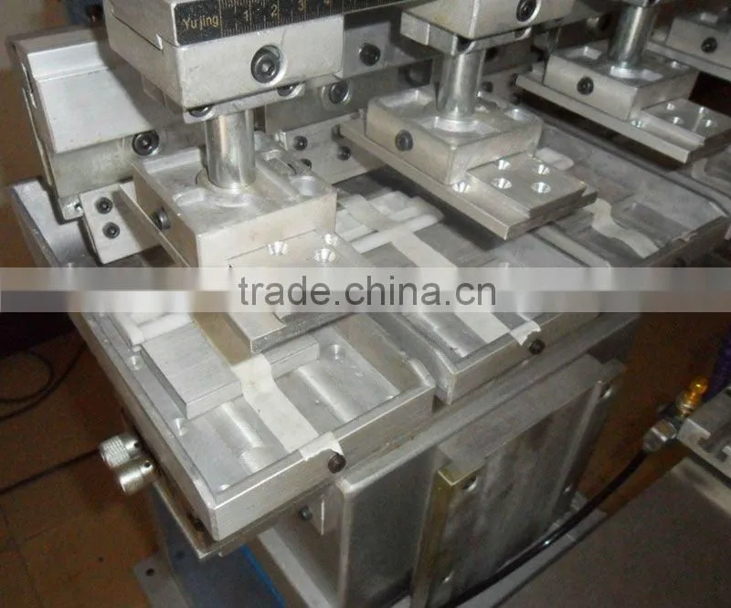 Pad printer for wood sticks