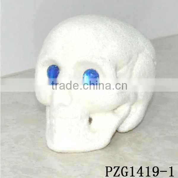 Foam haning skull faces halloween decor