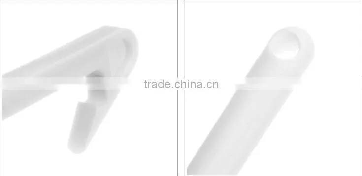 Wholesale Stock Plastic Hanging Can Opener Bottle Opener