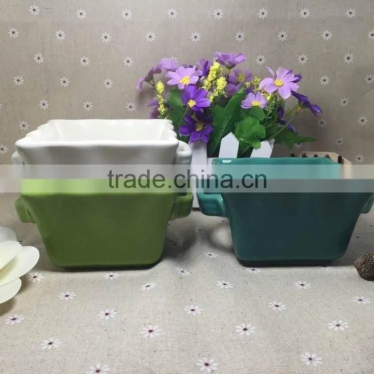 Stock Bakeware on sale, square shape With Two Handle Cake Mould Bakeware